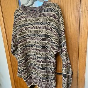 Vintage Patterned Crewneck Sweater - Black and Cream